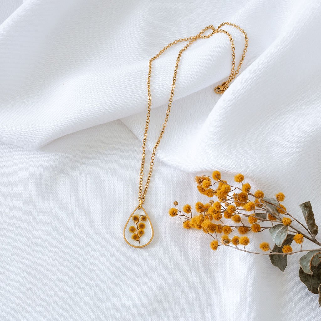 Wattle Teardrop Gold Necklace