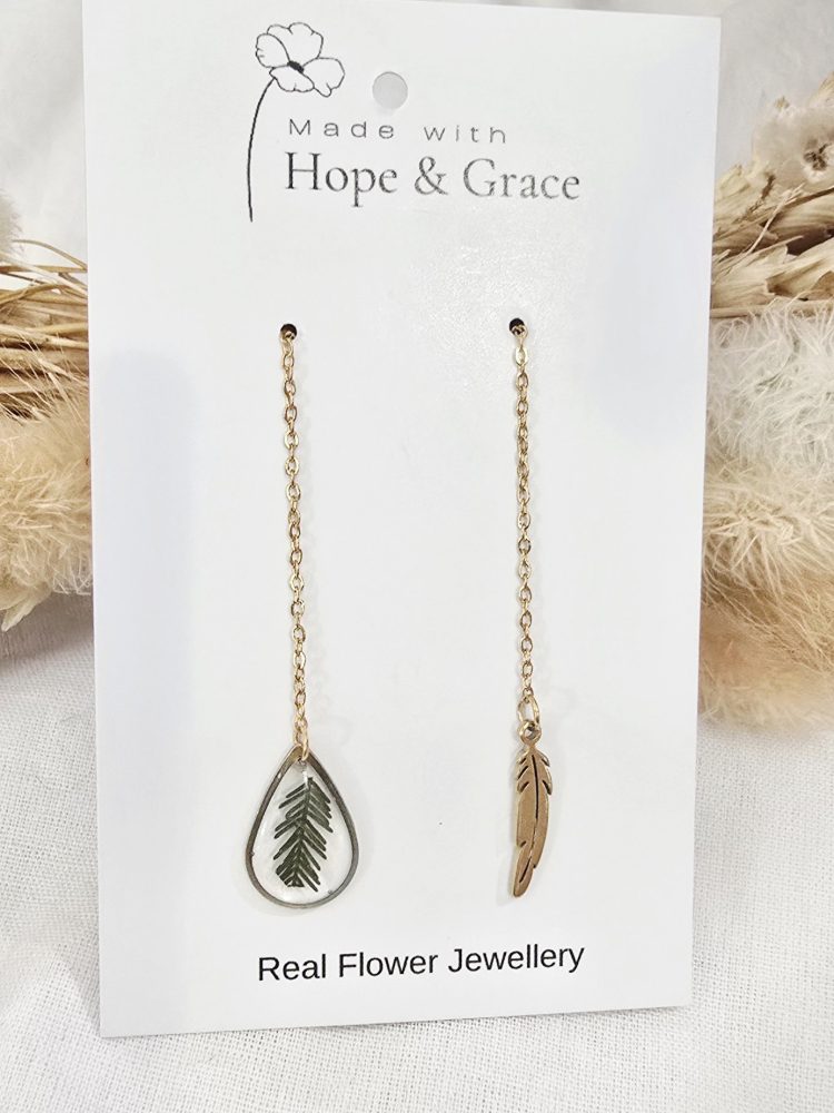 Fern gold ear-threads