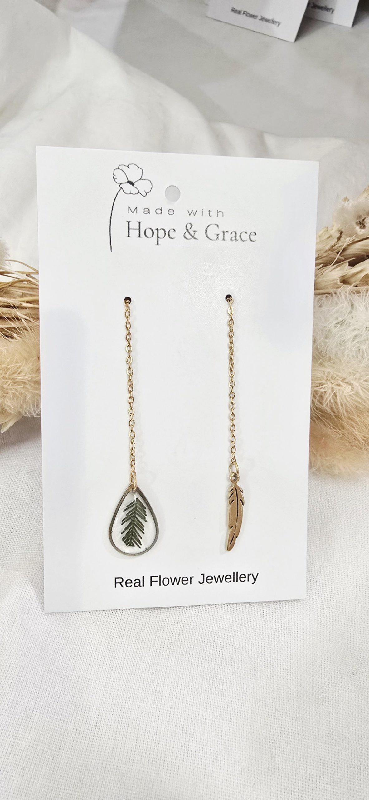 Fern gold ear-threads