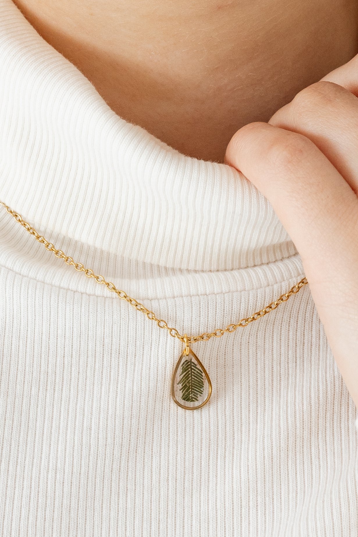 Fern necklace gold - Image 2